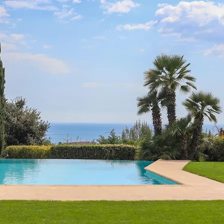 Magnifique Provencal Avec Piscine Et Vue 빌라 *