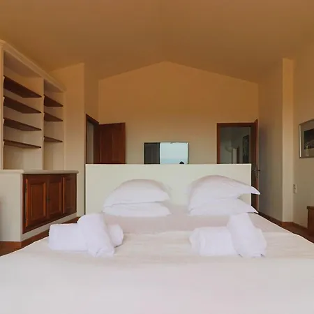 Magnifique Provencal Avec Piscine Et Vue *