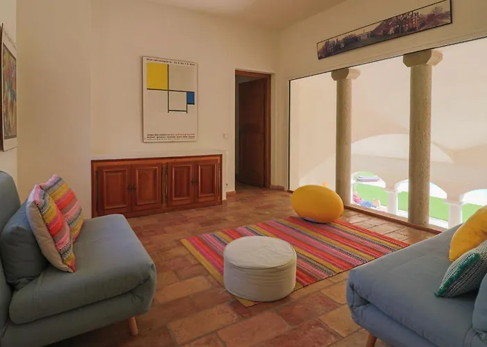 Magnifique Provencal Avec Piscine Et Vue * Antibes